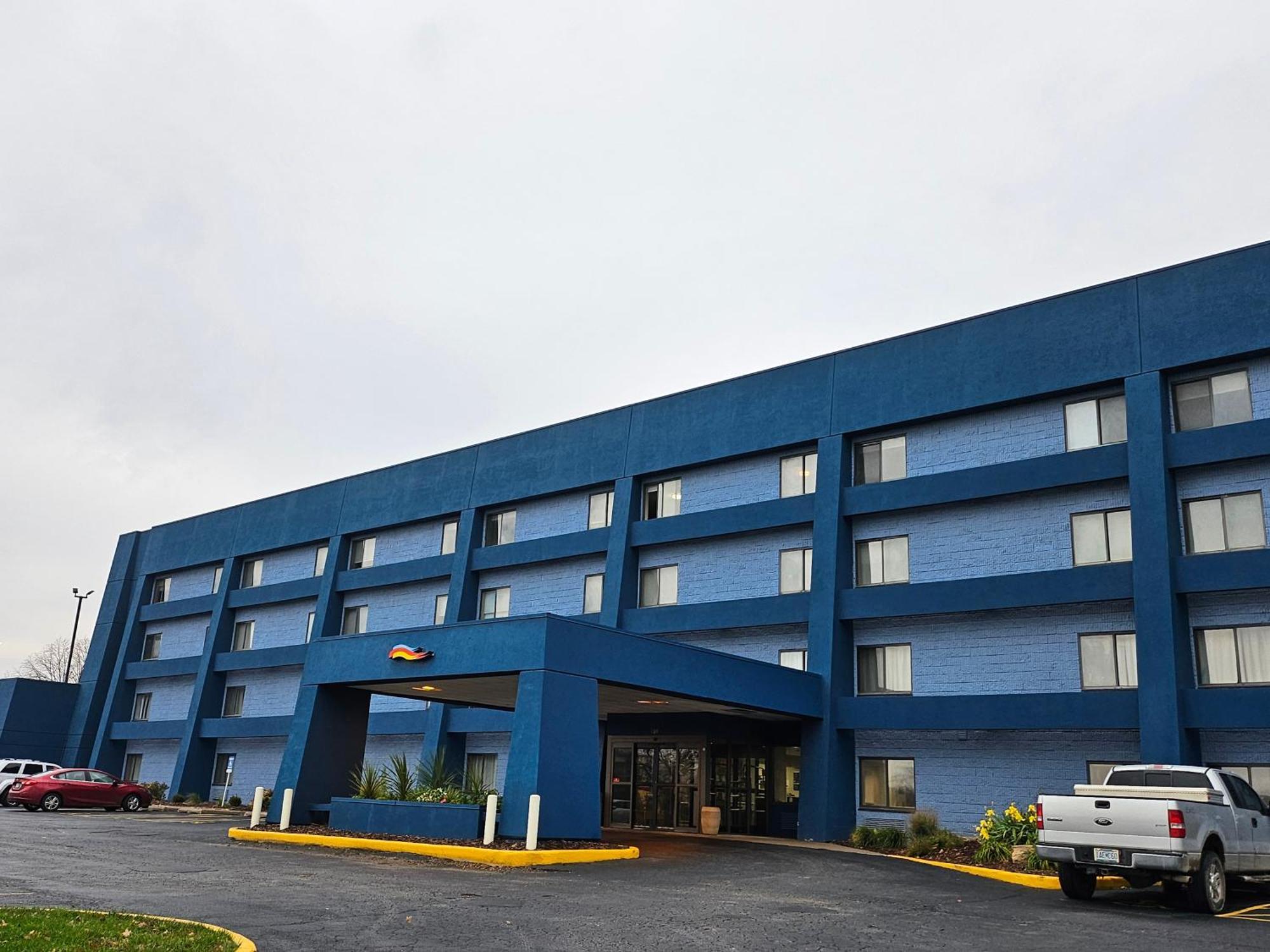 Days Inn By Wyndham Davenport Extérieur photo